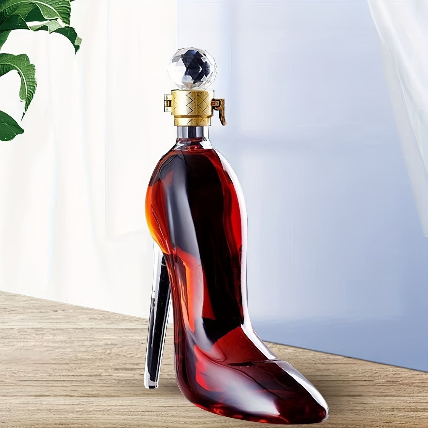 1pc Elegant High-Heel Shoe Decanter - Handmade Lead-Free Crystal Glass with Stopper, 26oz Transparent Easy-Clean Design for Kitchen & Dining Decor, Valentine's Day & Holiday Gift, Dining Room Decor | Playful Design | Glossy Finish, Shoe Decorations