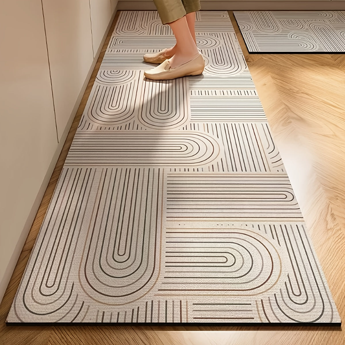 Nordic Style Kitchen Mat - Thickened Absorbent Non-Slip Rubber Backing, Floral Pattern Beige/Brown, Durable for High Traffic Areas, Hand Wash Solely