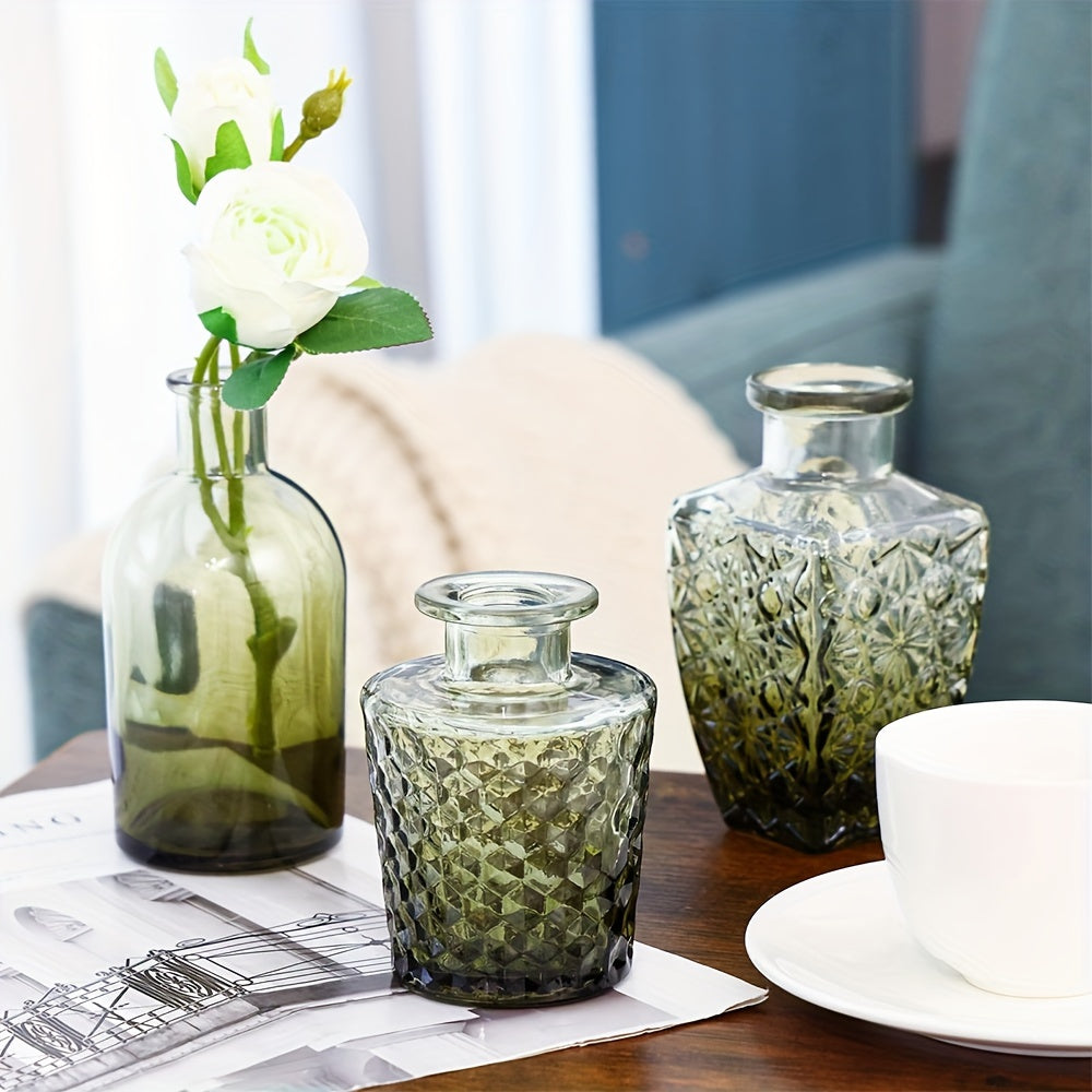 14pcs Of Small Vase Glass Flower Bottle Bulk, Gradient Green Relief Vase for Central Decoration, Mini Retro Glass Vase for Wedding Home Dining Party Decoration, for Halloween And Christmas