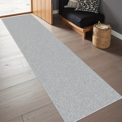 A Single Roll of Long Runner Rugs That Are Thick And Non-Slip, Measuring 23.23inch in Width And 4Mm in Thickness, Suitable for Various Spaces Such As Kitchen Floors, Bathrooms, Stairs, Pools
