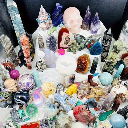 Random Bohemian Style Luxury Crystal Collector Box - Romantic Home Decor Gift Set for Christmas, Valentine's Day, Mother's Day And Graduation.Crystal Collection, Perfect for Home Decor And Unique Holiday Gift, Crystal Gift for Parents And Friends