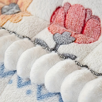 One Piece of Milk Velvet Bohemian Sofa Cover That Is Cozy, Warm, And Fashionable, Featuring a Beautiful Floral Design for an Artistic Flair. It Is Machine Washable And Easy to Maintain, Suitable for Two to Four-Seater Sofas