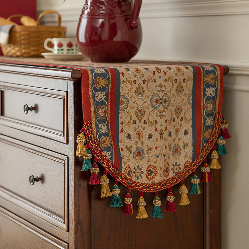 High-Quality Table Runner for The Living Room, Featuring an American Retro Design with Tassels, Suitable for Dining Tables, Tea Tables, And TV Cabinets