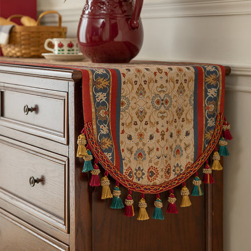 High-Quality Table Runner for The Living Room, Featuring an American Retro Design with Tassels, Suitable for Dining Tables, Tea Tables, And TV Cabinets