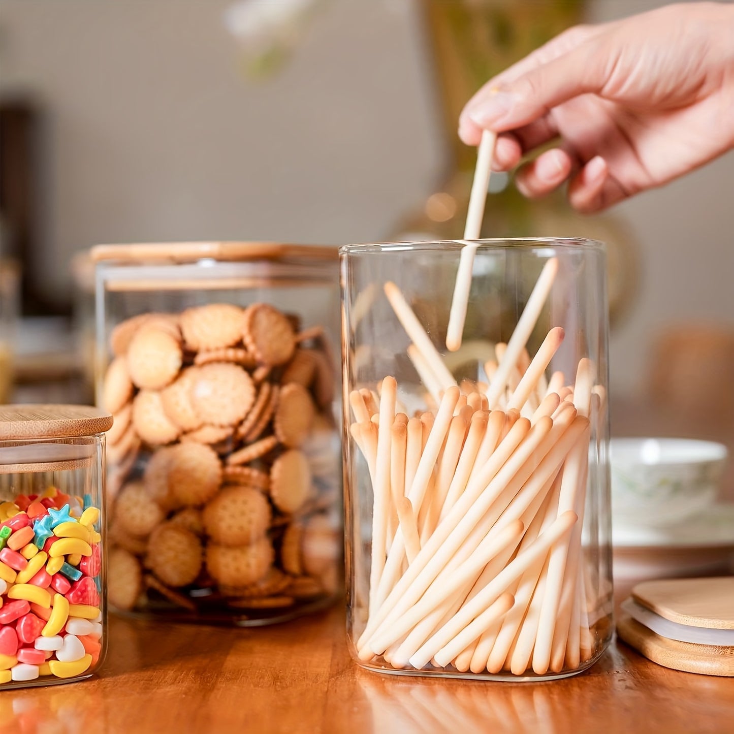 Glass Food Storage Jars 37oz 6pcs Set, Glass Storage Containers with Clear Glass Jars, Bamboo Lids, for Storing Tea, Coffee, Flour, Sugar, Candy, Cookies, Spices, Etc., Kitchen, Christmas, Halloween Candy (Square)