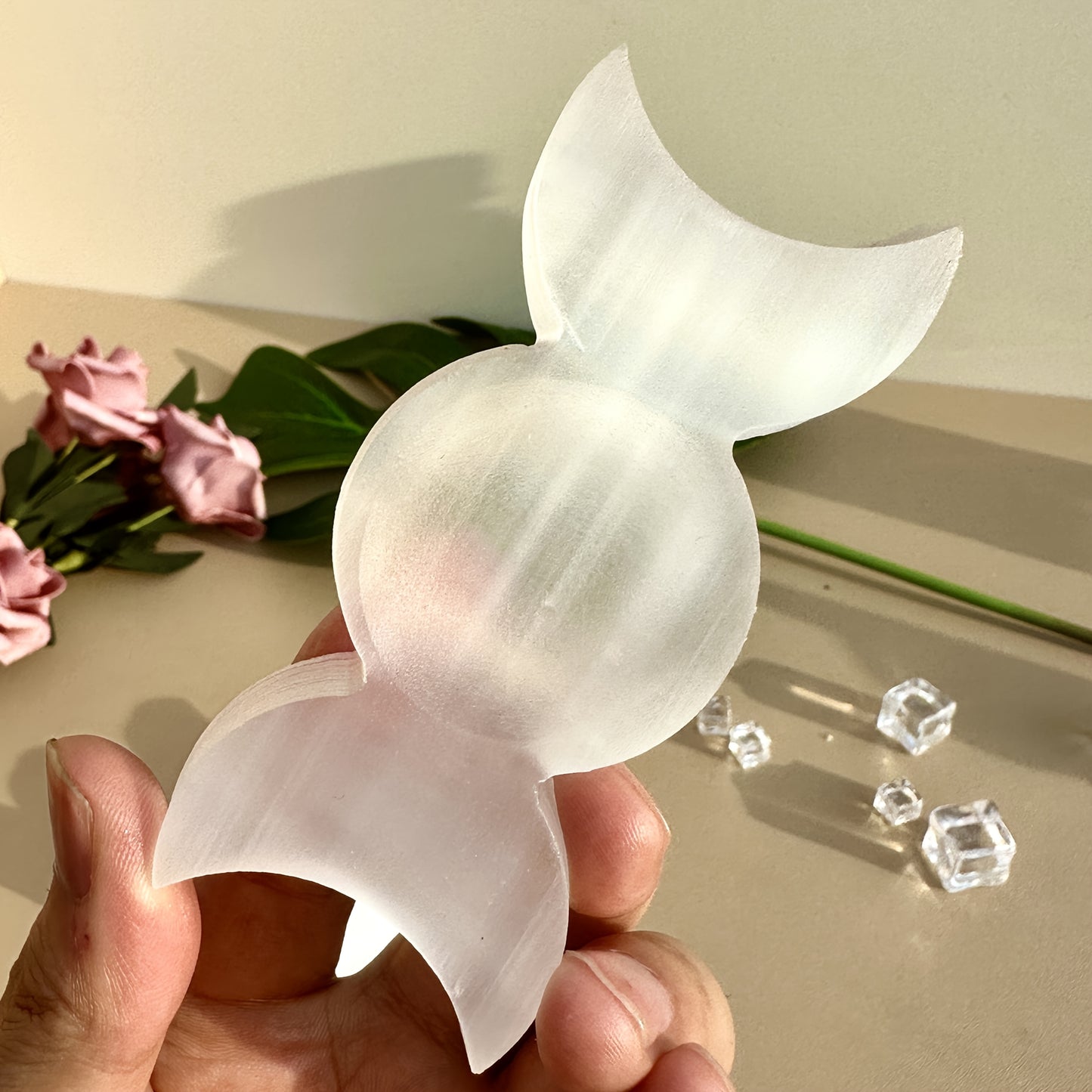 1pc Natural Selenite Triple Charging Dish, Crystal Space Cleaner, Quartz Crystal Ashtray, Mineral Samples, Crystal Gifts, Home Decoration