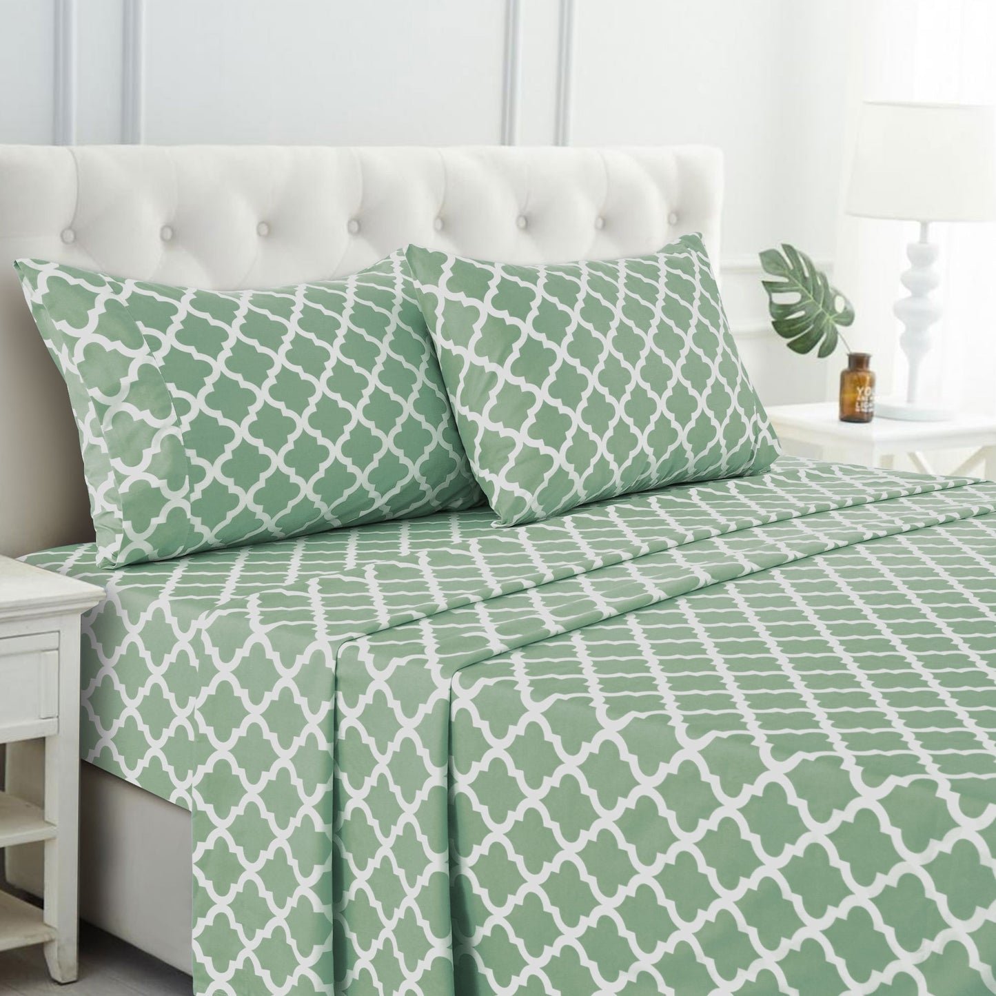 Lux Decor 4 Pieces Quatrefoil Bed Sheets - Stylish Comfy Bedding Set - Hotel Luxury Skin Friendly Cooling Sheets & Pillowcases Without Filler - Classic Collection With 16 Inches Deep Pocket - Shrinkage & Fade Resistant