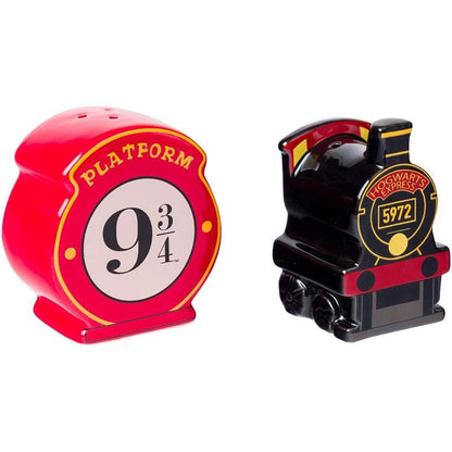 Harry Potter Hogwarts Express Ceramic Salt and Pepper Shaker Set