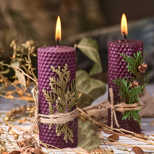 4pcs 100% Beeswax Candles, Gift Box Set of 4 Hand Rolled Pillar Candles for Gift And Home Decor, with Honeycomb Texture for Gift And Candle Decor, Christmas Dinner Candles, Christmas Decorations
