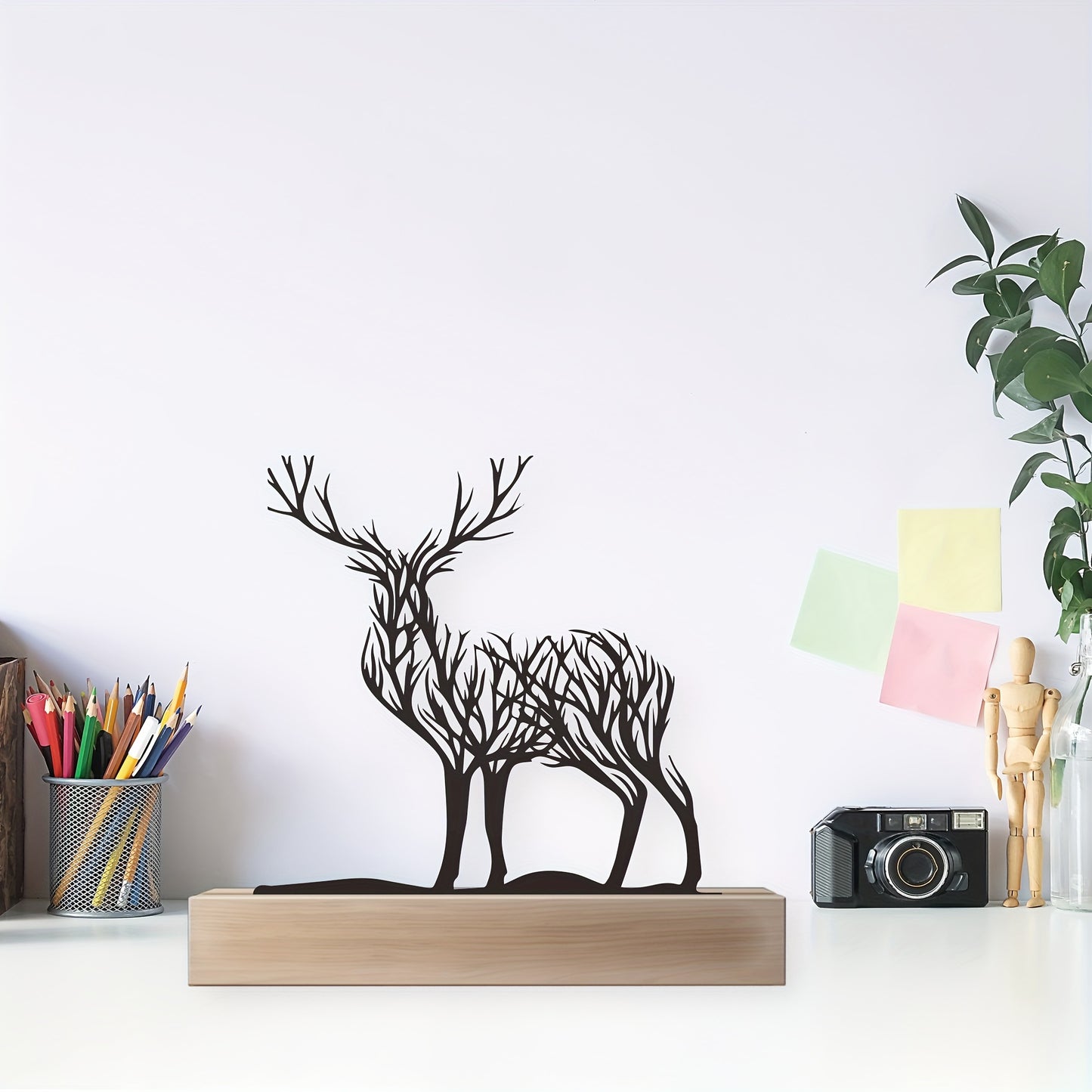 1pc, Iron Tabletop Deer Branches Decoration with Wood Base - Office Desk Accessory Home Desktop Decoration, Entrance Decoration, Living Room Entrance, Bookshelf, Wine Cabinet, TV Cabinet Decoration Halloween New Year Gifts