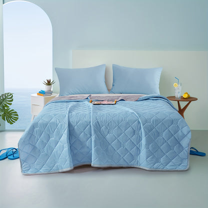 Modern Summer Cooling Throw, Featuring Ultrasonic Embossing, Made from 100% Polyester, Machine Washable, Breathable And Lightweight, Ideal for Night Sweats And Hot Sleepers, on