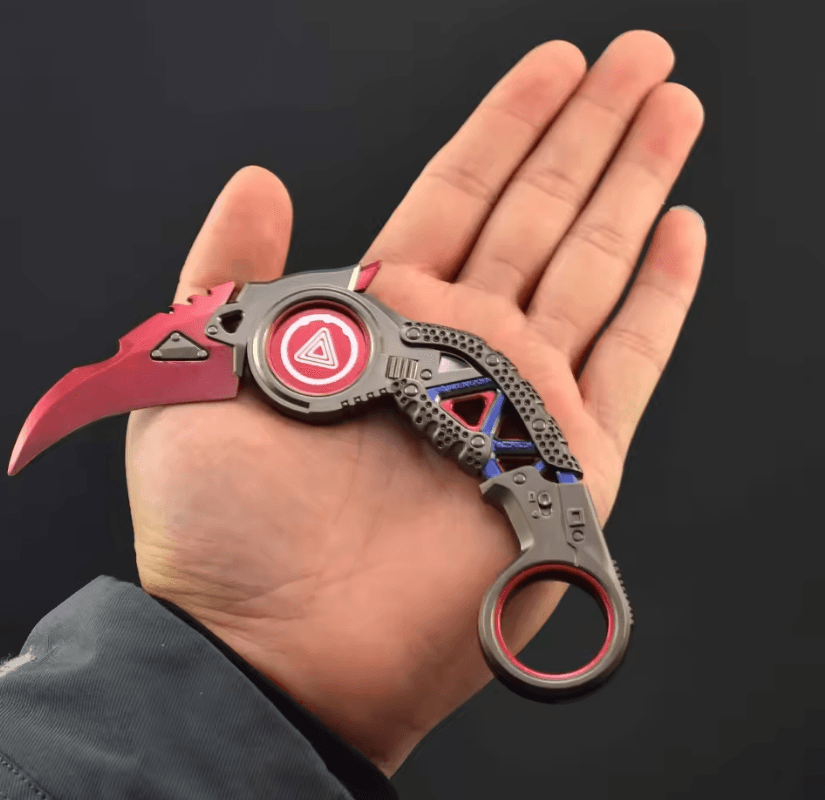 Apex Legends Raptor Heirloom Knife Skin IRL l Apex Legends Props In Real Life
