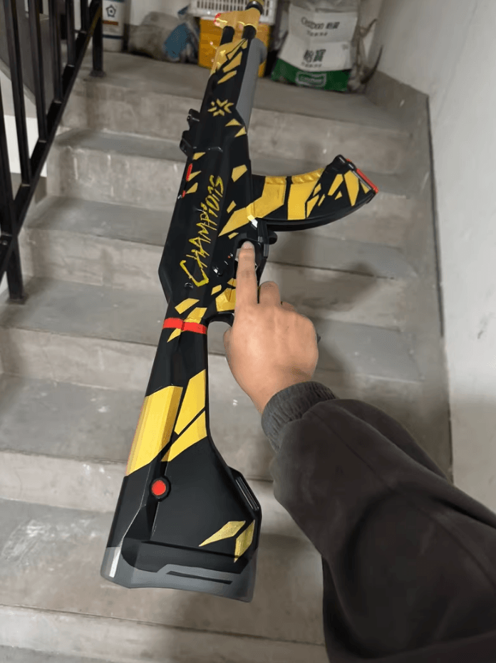 CHAMPION VANDAL 2022 l Valorant Gamer Gift l Perfect Valorant Fan Christmas Gift l