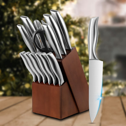Kitchen Knife Set 15 Piece – Chef Knife Block Set with Self-Sharpening Wooden Block, Steak Knives & Hammered Stainless Steel Blades, Perfect Gift for Home Cooks & Men