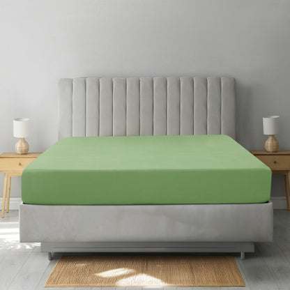Lux Decor Solid Color Fitted Sheet - Classic Collection Cooling Sheet - Ultra Soft Brushed Microfiber Silky Fitted Sheets, Fits Mattress Upto 16 Inches Deep Pocket, Shrinkage and Fade Resistant Comfy Bedding Mattress Cover, Easy to Wash