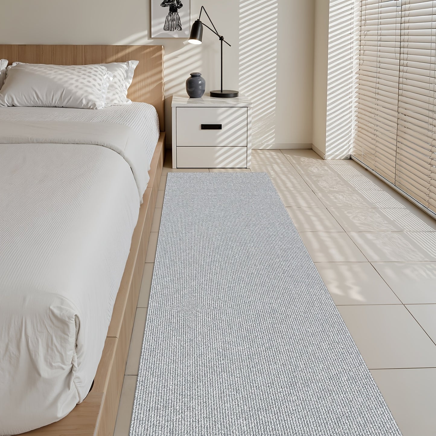 A Single Roll of Long Runner Rugs That Are Thick And Non-Slip, Measuring 23.23inch in Width And 4Mm in Thickness, Suitable for Various Spaces Such As Kitchen Floors, Bathrooms, Stairs, Pools