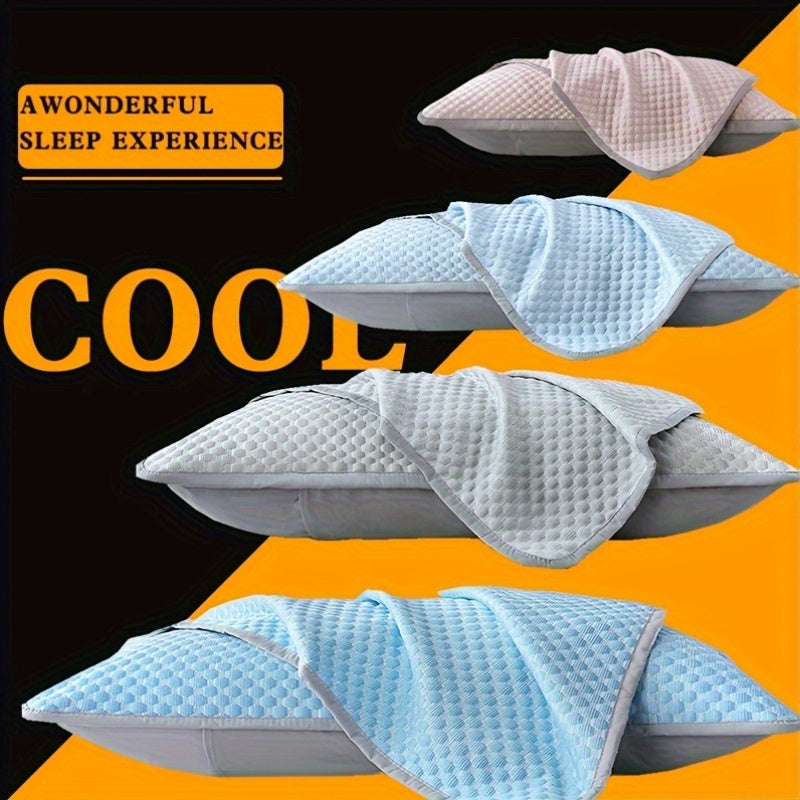 Two Brand New Three-Dimensional Ice Bean Pillow Covers Without Inserts, Perfect for Keeping Cool in an Air-Conditioned Bedroom During The Summer, And They Are Machine Washable