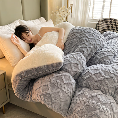 Plush Thick Comforter Blanket – Premium Warm Winter Duvet with 100% Microfiber Fill, Soft Fluffy Bedding for Bedroom & Hotel, Machine Washable (Twin, Full, Queen – Grey & Blue, Excludes Pillowcase)