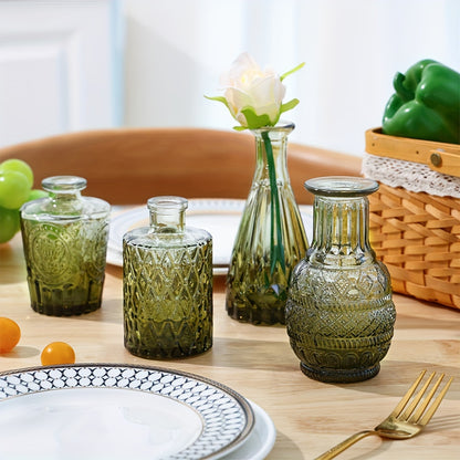 14pcs Of Small Vase Glass Flower Bottle Bulk, Gradient Green Relief Vase for Central Decoration, Mini Retro Glass Vase for Wedding Home Dining Party Decoration, for Halloween And Christmas