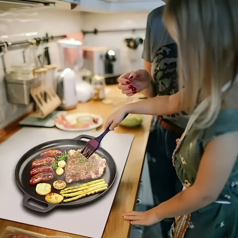 1pc Durable Cast Iron Non-Stick Pan for Pizza, BBQ, and Pancakes - Perfect for Home Kitchen and Outdoor Cooking, Compatible with All Stovetops, Including Gas and Electric Stoves