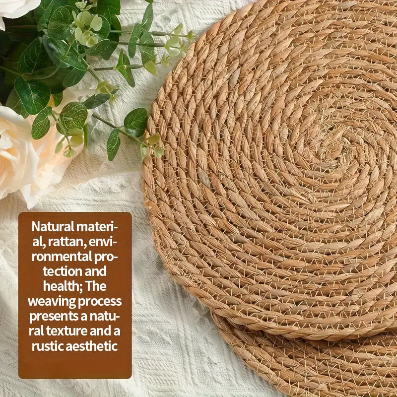 12pcs Natural Rattan Table Mats - Heat-Resistant Non-Slip Round Placemats, 11.8 Inches Rustic Bohemian Wicker Heat-Resistant Dish Mats for Kitchen & Dining Table, Holiday Party Decor (Christmas, Thanksgiving, Easter, Valentine'S