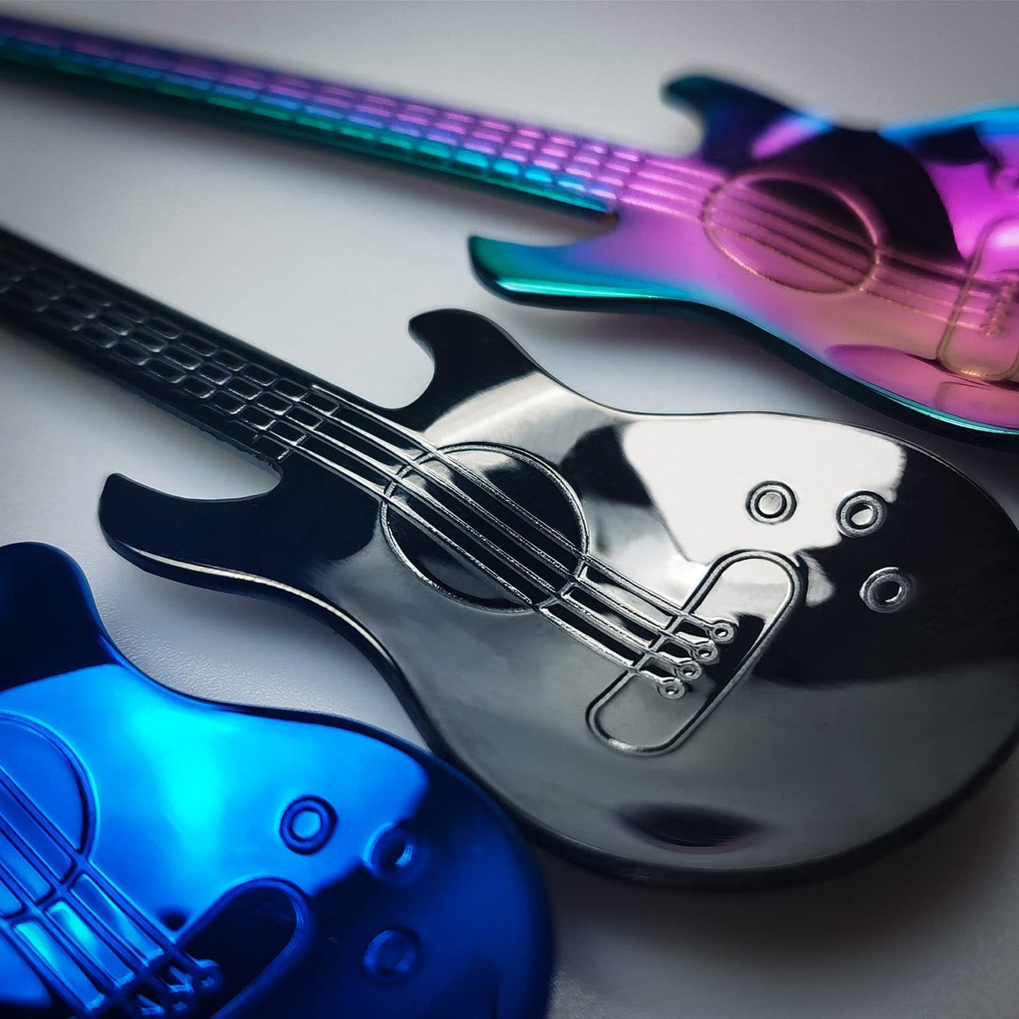 6pcs Guitar Shaped Spoon Random Color, 304 Stainless Steel Creative Color Tableware Set, Suitable For Coffee, Milk, Ice Cream