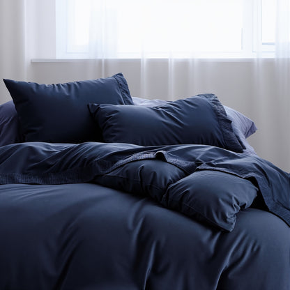 Queen Size 4pcs Sheet Set - Premium Ultra Soft & Breathable Bed Sheets - Cooling Hotel Luxury Bedding Collection - Includes 1 Flat Sheet, 1 Fitted Sheet & 2 Pillowcases - Wrinkle-Free, Easy Care - Cozy Comfort For All Seasons